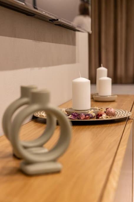 Smaragdi Luxury Jacuzzi Apartment Noho Premium Living أثينا المظهر الخارجي الصورة
